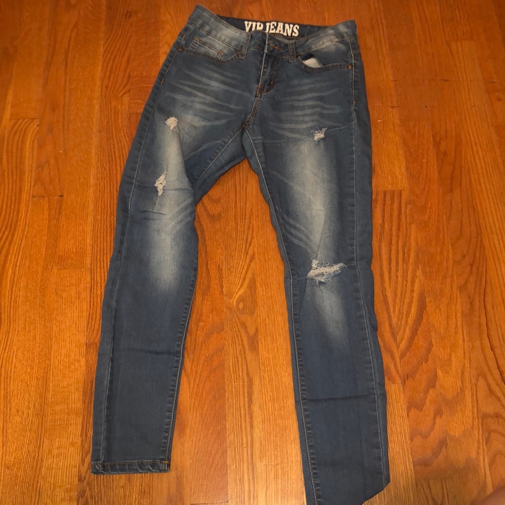 Ripped Skinny Jeans